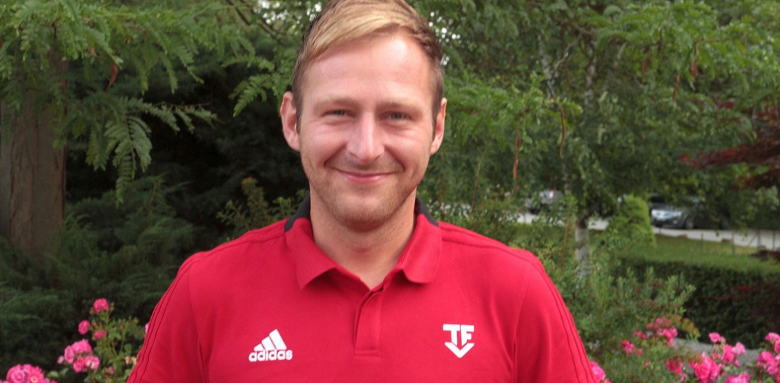 Eines der Aushängeschilder der Ostthüringer Schiedsrichtergilde ist der Wünschendorfer Steffen Läsker. Der 36-Jährige ist in der Verbandsliga eingestuft. 