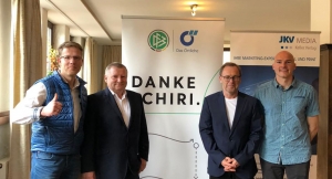 Bj&ouml;rn Hauke und Ronald Patzer sind die Ostth&uuml;ringer Sieger, Andreas Goretzky und Markus Drobe (v.l.) die des Jenaer Fu&szlig;ballkreises.  