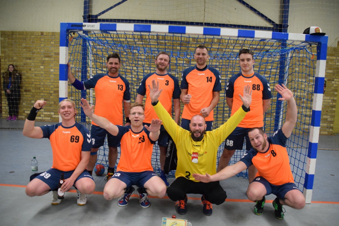 Die Edeltechniker aus Ronneburg wurden als Handballmannschaft tor- und punktlos Dritter. 